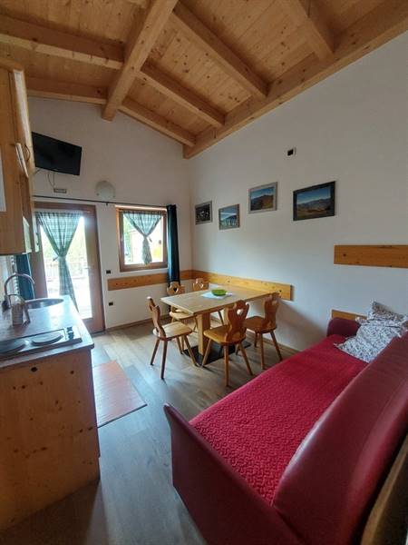 LAKE VIEW APARTMENT OFFER 23/8-30/8/2025  - 800 EURO